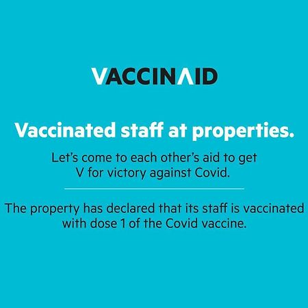 Vaccinated Staff - Oyo 22055 Dadar Residency Hotel Mumbai Exterior foto